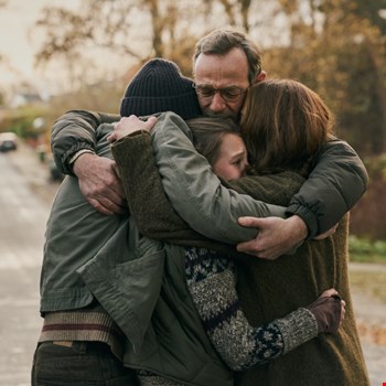 25x de beste en leukste Scandinavische series en films op Netflix - The Chestnut Man - Beeld: Netflix